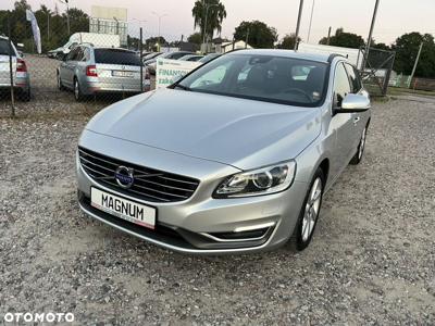 Volvo V60 D4 Drive-E Momentum