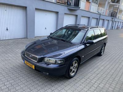 Volvo v70 / 1 właściciel / Sprowadzone z Luksemburga