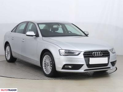 Audi A4 2.0 147 KM 2013r. (Piaseczno)