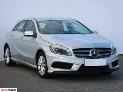 Mercedes A-klasa 1.8 107 KM 2013r. (Piaseczno)