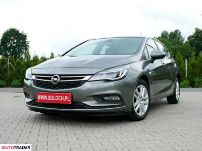 Opel Astra 1.6 diesel 110 KM 2018r. (Goczałkowice-Zdrój)