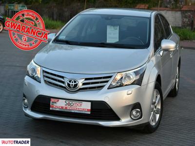 Toyota Avensis 1.8 benzyna + LPG 147 KM 2014r. (Kampinos)