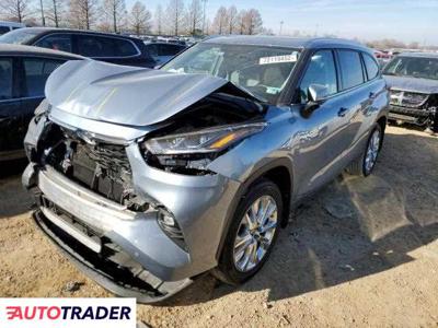 Toyota Highlander 2.0 hybrydowy 2020r. (BRIDGETON)