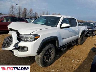 Toyota Tacoma 3.0 benzyna 2022r. (BRIDGETON)