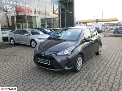 Toyota Yaris 1.0 benzyna 72 KM 2020r. (Katowice)