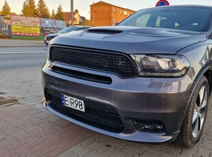 5.7 V8 HEMI 365KM 6 osób Bixenon Grzane fotele KeylesGo Skóry