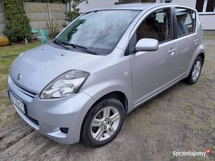 Daihatsu Sirion 1.3 wersja momo