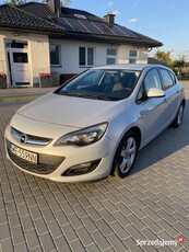 Opel astra J benzyna plus LPG, ważne opłaty stan bardzo dobry