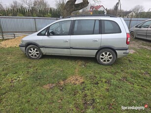 Opel zafira 1.8b.g 2003r cala na czesci