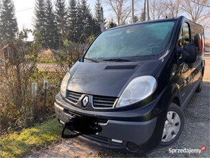 Renault trafic 2.0 115 km 2xklima 9 os