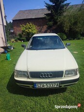 Sprzedam Audi B4 benzyna 1992 rok