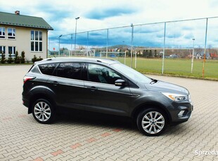 Sprzedam Forda Escape / Kuga TITANIUM 4X4