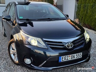 Toyota Avensis 2.0 d4d 126km *SUPER ZADBANA*