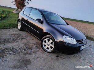 Volkswagen Golf 5 Hatchback 1.6 MPI 102 km