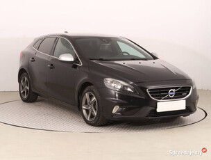 Volvo V40 2.0 D4