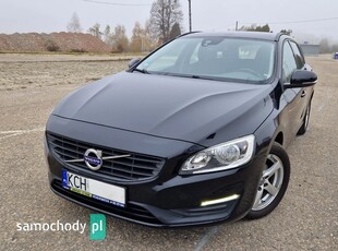 Volvo V60 I