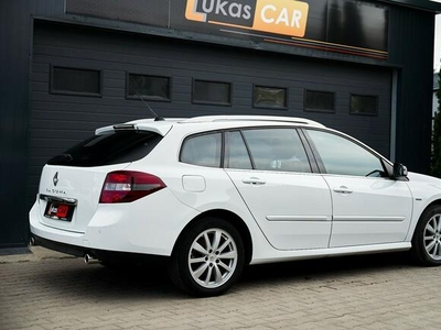 BIAŁA Laguna Kombi 2.0Dci BOSE od Lukas CAR