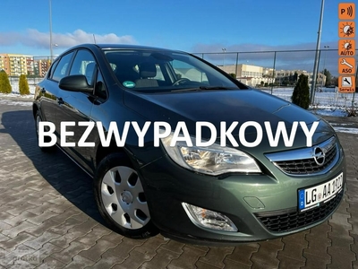 Opel Astra J Bezwypadkowy Idealny Stan Serwisowany
