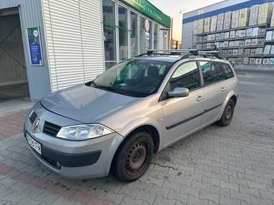 Renault Megane II 2 auto w domu, pakowne, dobre do transportu, sprawne, manualna