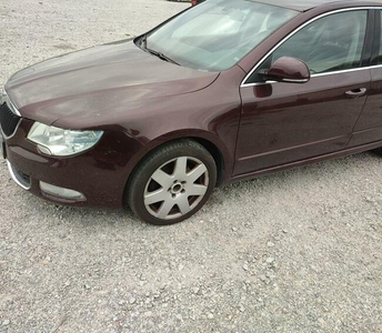 Skoda superb 2.0 TDI 170 km DSG