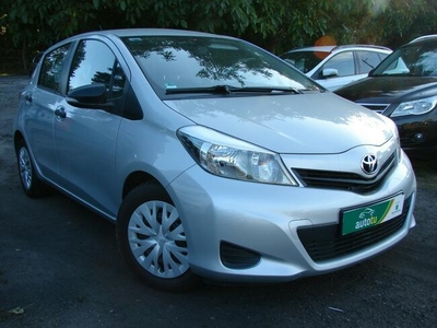 Toyota Yaris 1.0 VVTI 90 KM Klima