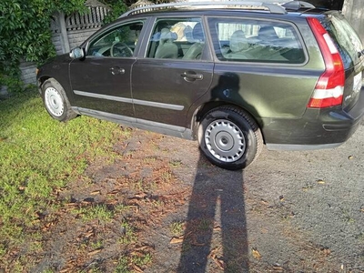 Volvo V50 z 2006roku 1.6dizel 109km