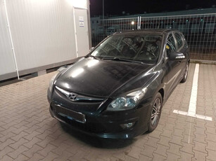 Hyundai i30 2012 1.6 CRDi 98077km Kombi