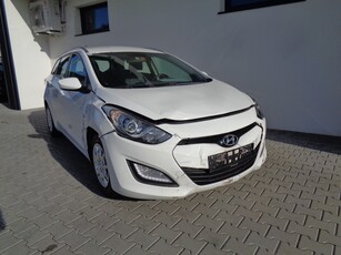 Hyundai i30 II LEDY