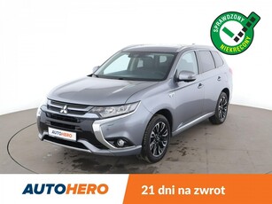 Mitsubishi Outlander III PLUG-In, full LED, skóra, navi, el. regulowane i ogrzewane fotele