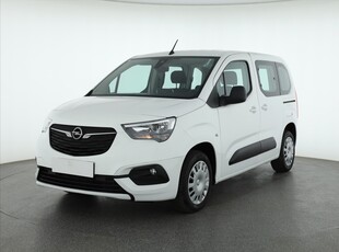 Opel Combo 2021 1.5 CDTI 150255km Pick