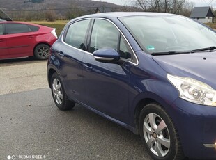 Peugeot 208 I