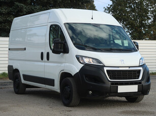 Peugeot Boxer 2020 2.2 BlueHDi 84614km Van