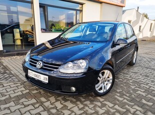 Volkswagen Golf VI