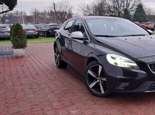 Volvo V40 II R-DESIGN