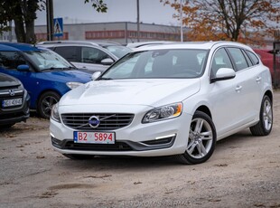 Volvo V60 I 2.5T AWD 252KM Automat