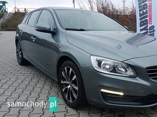 Volvo V60 I