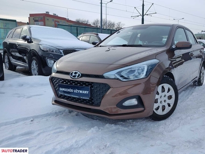 Hyundai i20 1.2 benzyna 84 KM 2019r. (Kraków, Nowy Targ)