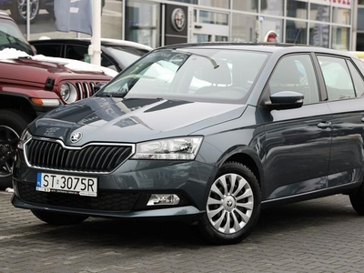 Škoda Fabia Krajowy bezwypadkowy serwisowany I-szy właściciel 2 komple kół Faktura III (2014-)