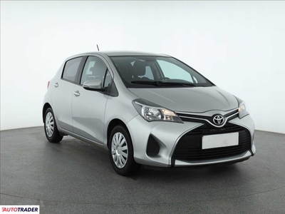 Toyota Yaris 1.3 97 KM 2016r. (Piaseczno)