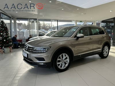 Volkswagen Tiguan Highline, 4Motion, LED, NAV, Kamera, Salon PL, FV23%, Gwarancja II (2016-)