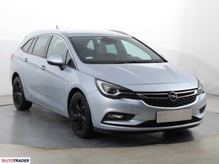 Opel Astra 1.6 158 KM 2017r. (Piaseczno)