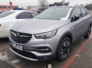 Opel Grandland 2019 1.2 Turbo 99077km SUV