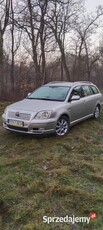 Sprzedam Toyota Avensis