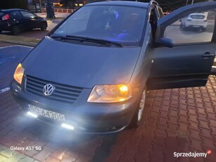 Sprzedam volkswagen Sharan 1.9 2003r