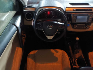 Toyota RAV4 2015 2.0 D