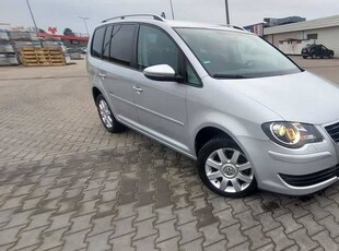 Vw Touran 1.4 TSI z 2010r., 7 osobowy, oryginalny przebieg 138 tyś.