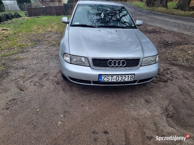 Audi A4 b5 1.8b 1999r klimateonik drugi właściciel