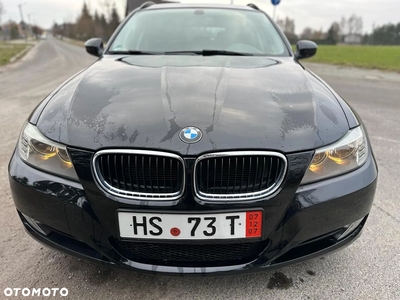 BMW Seria 3 318d