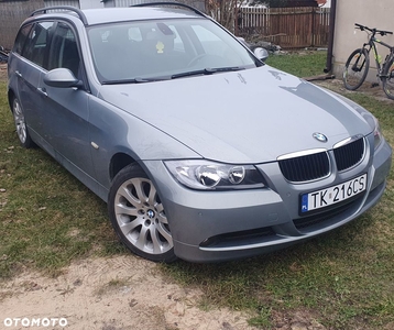 BMW Seria 3 320i