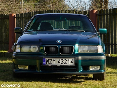 BMW Seria 3 328i